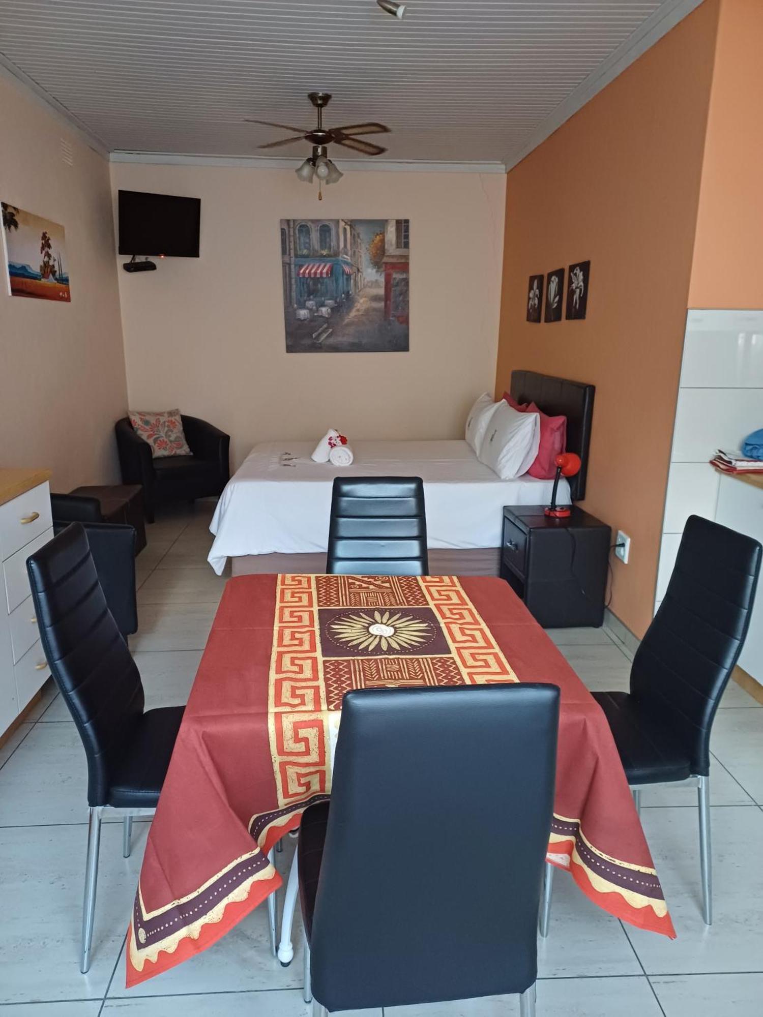 Capbon Guesthouse Windhoek Luaran gambar