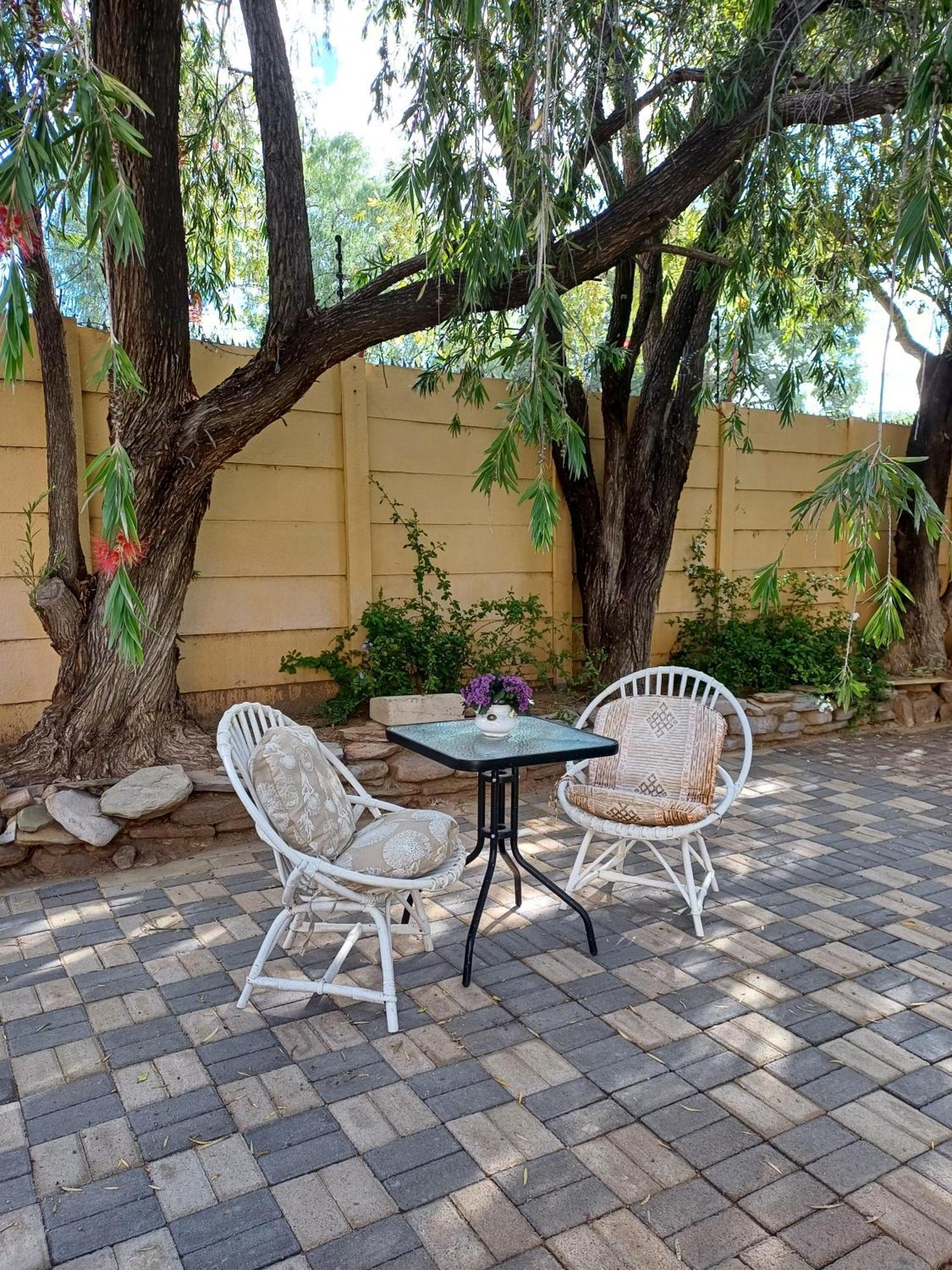 Capbon Guesthouse Windhoek Luaran gambar