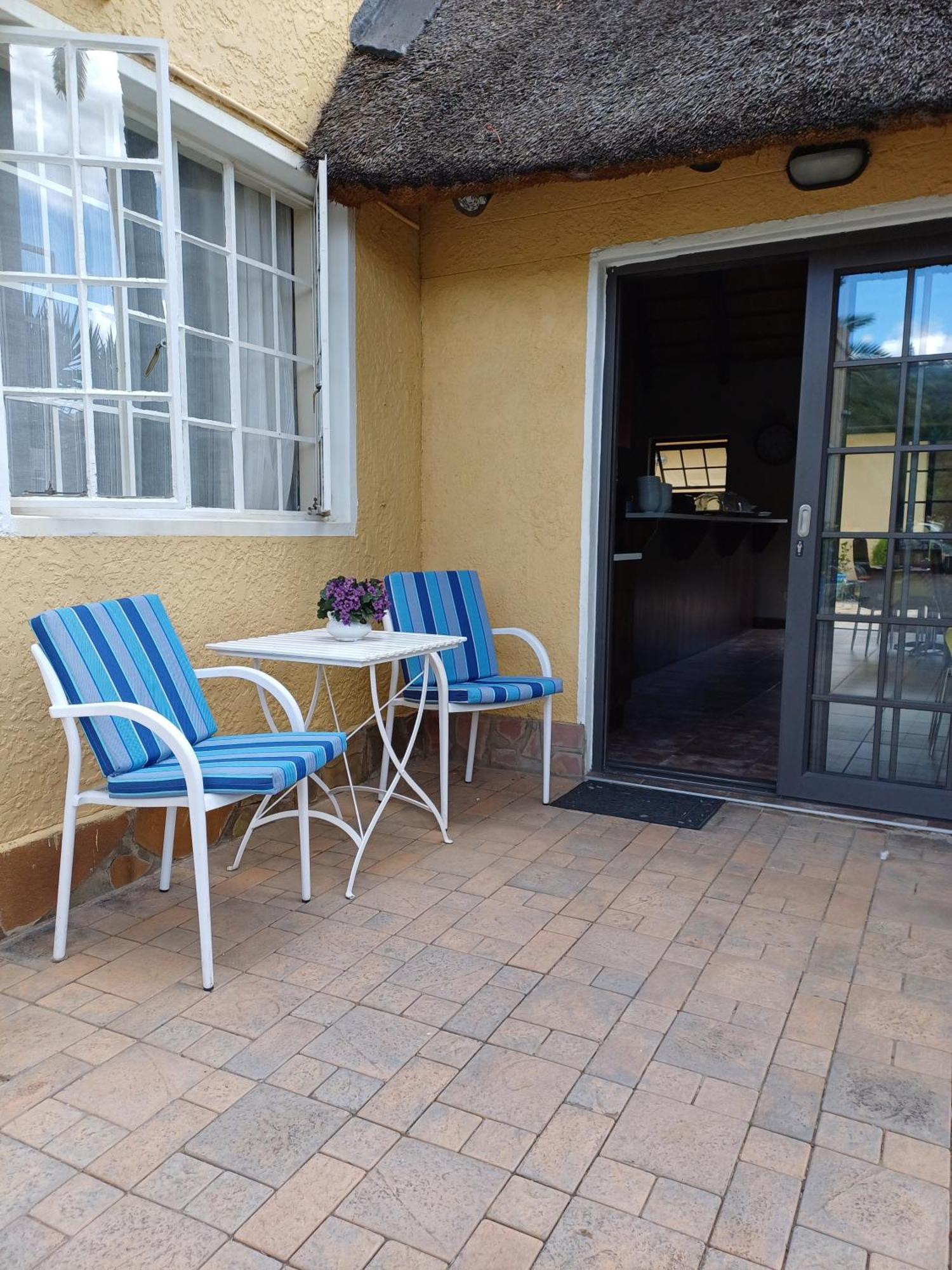 Capbon Guesthouse Windhoek Luaran gambar