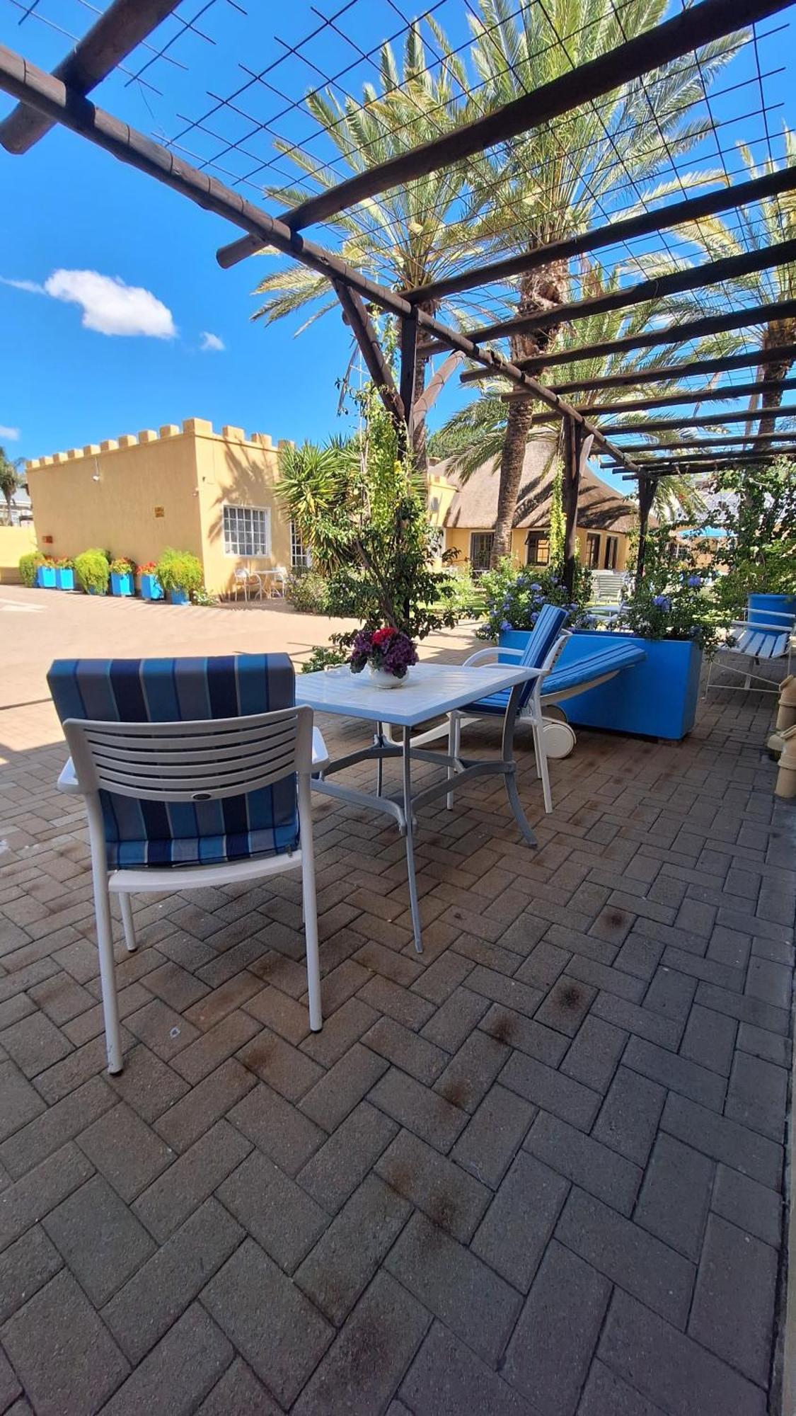 Capbon Guesthouse Windhoek Luaran gambar